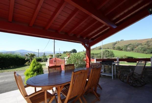 Gite A La Ferme Larranda Suhescun エクステリア 写真