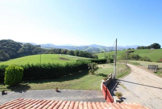 Gite A La Ferme Larranda Suhescun エクステリア 写真